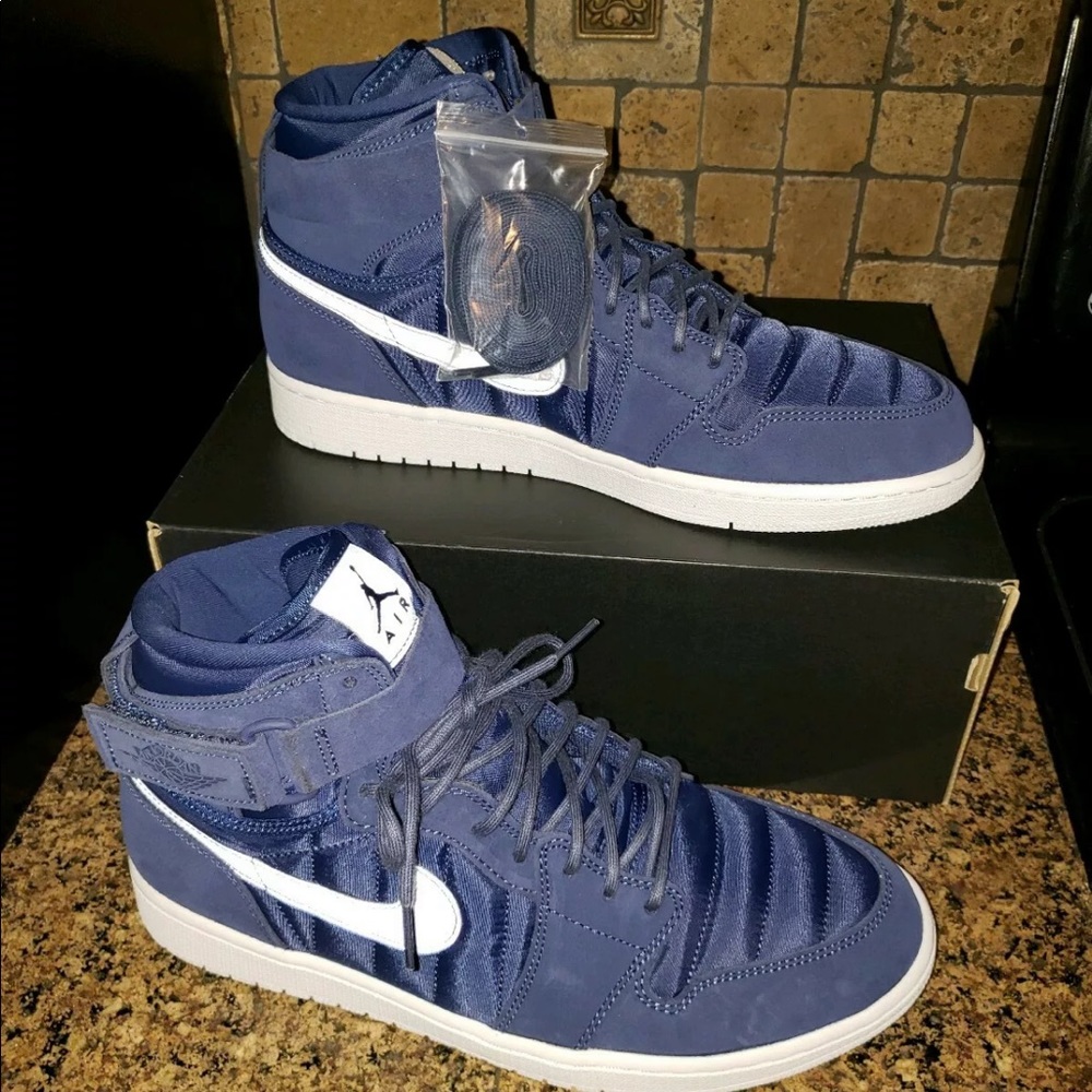 New Nike Air Jordan 1 high strap 342132-400 sz12